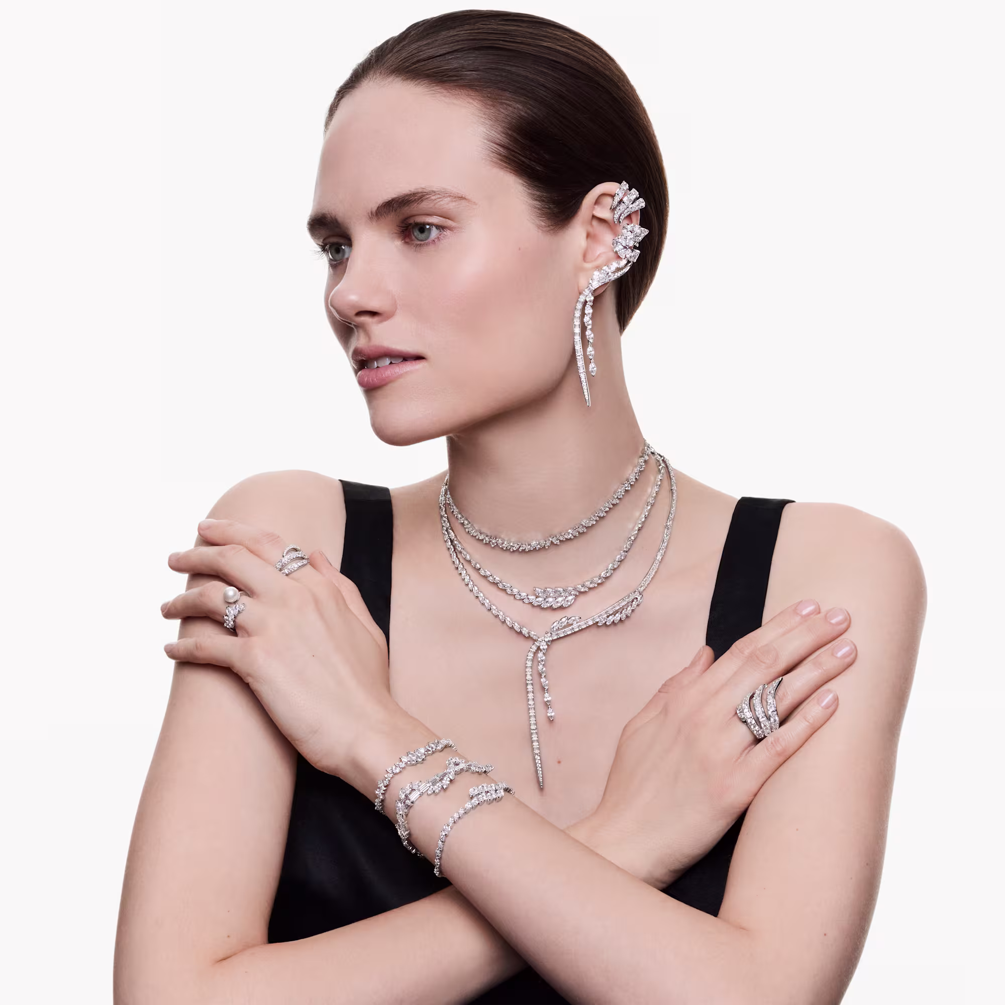 Mesmera choker